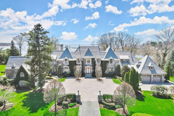 Inside a French Norman–Inspired Manor in Connecticut - Sotheby´s ...