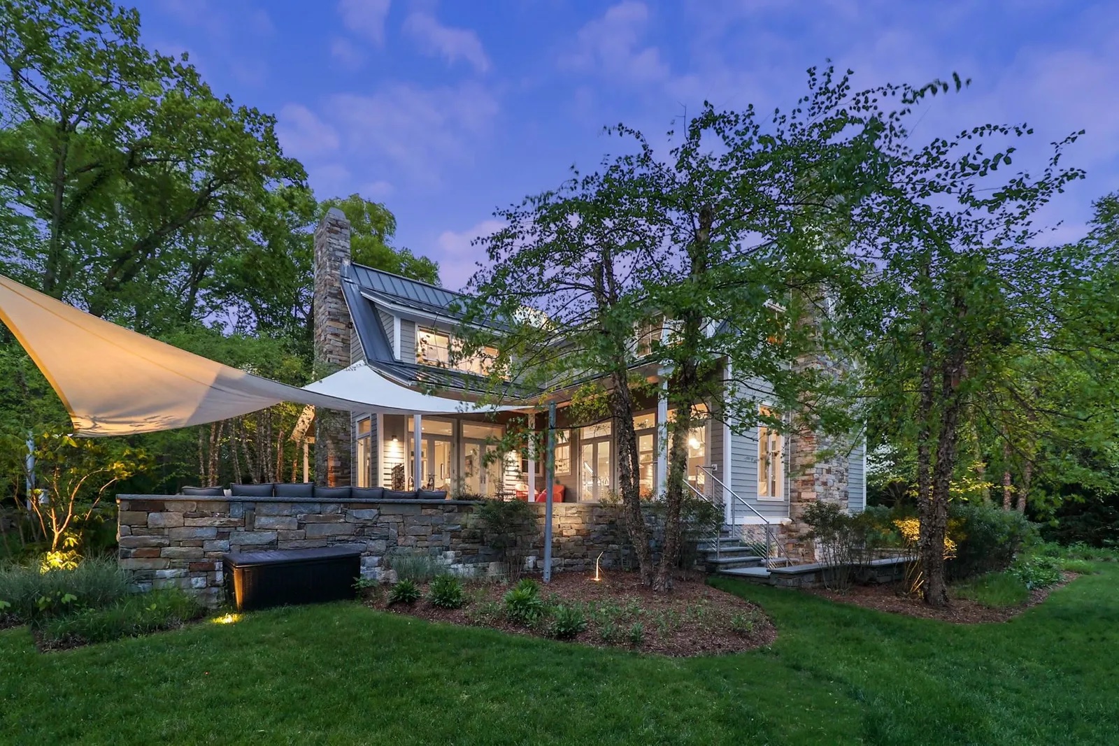 Video of the Week A Secluded Modern Home in New Canaan, Connecticut Sotheby´s International
